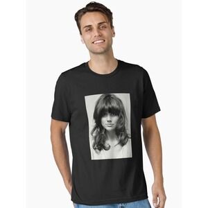 Linda Ronstadt  Essential T-Shirt